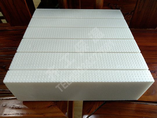 如何證明此擠塑板的隔熱性好？